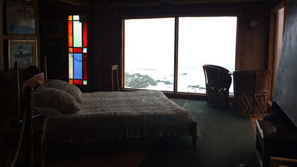 Isla Negra, Cile. La camera da letto di Pablo Neruda, con vista sull’oceano