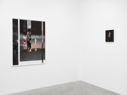 Nicolas Lebeau, Would you wear my eyes? Vue de l'exposition. Avec l'aimable autorisation de la Galerie Kamel Mennour