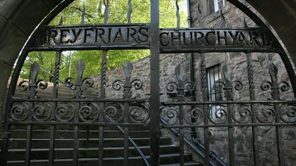 Entrada al cementerio de Greyfriars