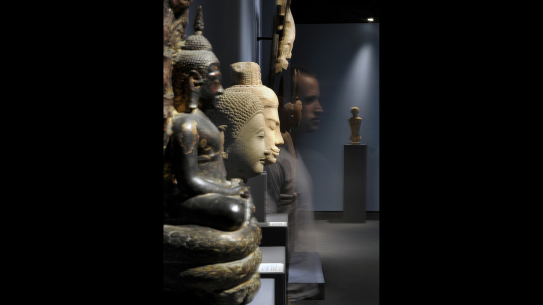 Cultures in Asia and Oceania. Courtesy of Bernisches Historisches Museum