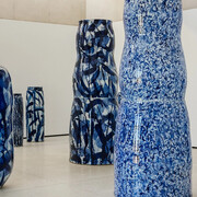 Felicity Aylieff, Expressions in blue, exhibition view. Courtesy of Yorkshire Sculpture Park
