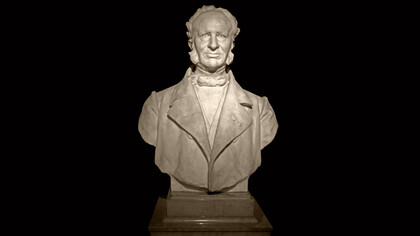 Busto de Frédéric Cailliaud en el Museo de Historia Natural de Nantes, Francia