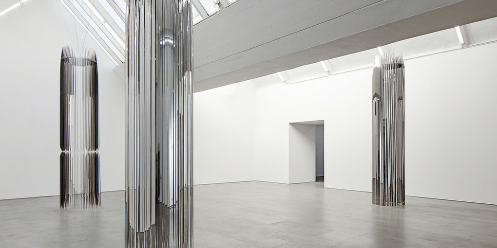 Tarik Kiswanson, Exhibition view. Courtesy of carlier | gebauer