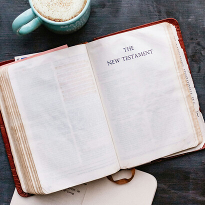 El gran desafío de la relación entre religión y tecnología consiste en aprovechar sus beneficios sin perder la interioridad, el discernimiento y el contacto humano que alimentan la vida espiritual