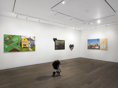 Various artists, Windchimes and prayers, exhibition view. Courtesy of Galerie Vallois