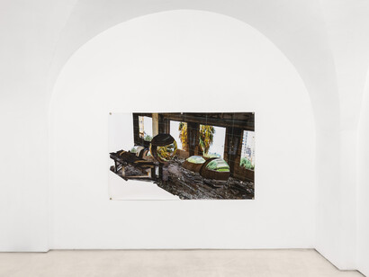 Rä di Martino, Kodrok, vista della mostra. Cortesia della Galleria Valentina Bonomo