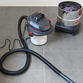 Keith J. Varadi,
Pawned Plot, 2015,
Shop Vac, 30 micro fiber cloths, 2.5 litres of WD-40,
variable dimensions