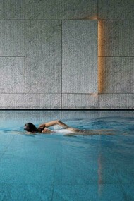 Lefay Resort & SPA Dolomiti, La piscina coperta