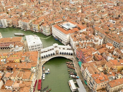 Ponte Rialto e Fondaco dei Tedeschi, Venezia, Italia