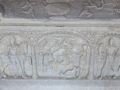 Il sarcofago romano di Elio Sabino, foto di Claudio Cheirasco