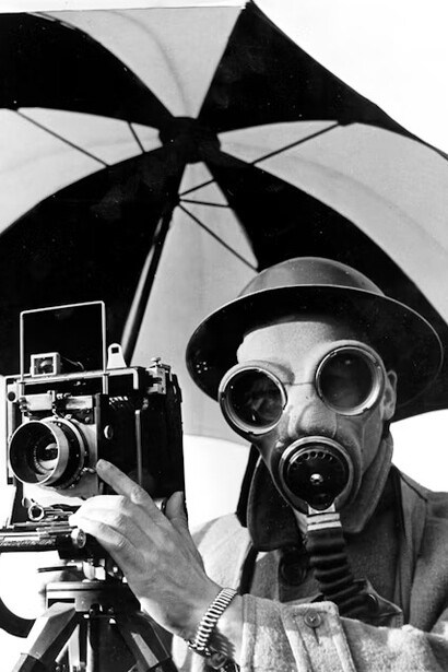 Lee Miller, David E. Scherman dressed for war (detail), 1942. Courtesy of the Art Institute of Chicago
