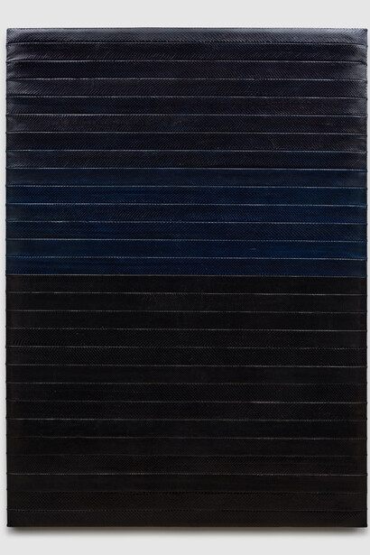 Daniele Milvio, Quando Canti Esco Fuori a Fumare (When you sing I go out for a smoke), 2023.
Dyed snakeskin (deadstock),
55 15/16 x 40 3/16 in,
142 x 102 cm. Courtesy of the artist and Amanita Gallery