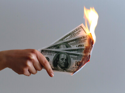 Los patrones del dinero y la abundancia que se han dado en el sistema familiar determinan nuestro comportamiento