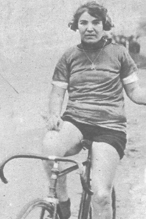 Nel 1924, Emilio Colombo, direttore della "Gazzetta dello sport", ammise Alfonsina Strada al Giro d'Italia