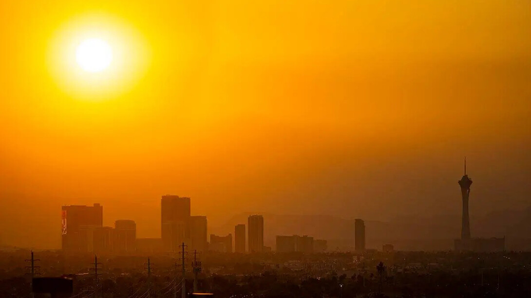 Record temperature extremes in Las Vegas