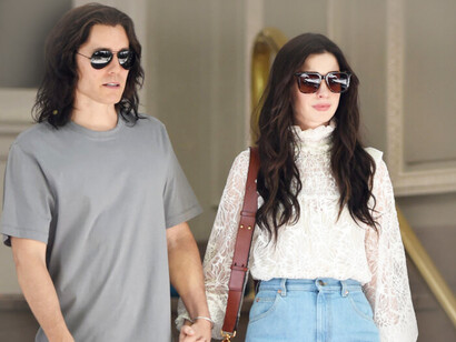 Anne Hathaway and Jared Leto performance alone makes it worth seeing in "WeCrashed"