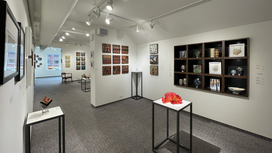 Various artists, Small works. Big impact, exhibition view. Courtesy of Momentum Gallery
