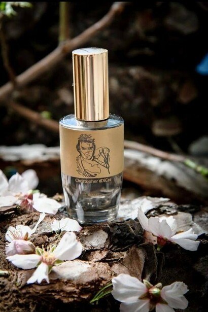 Christopher DiCas L'Extrait
