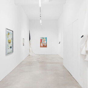 Vários artistas, Homework #4, vista da exposição. Cortesia da Galeria Madragoa