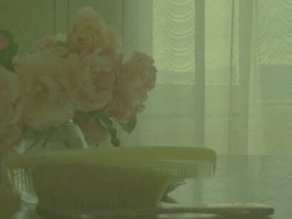 Key-frame del cortometraggio "My mum used to call me sister", scritto e diretto da Sonia Marin