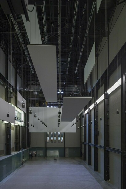 Philippe Parreno. Anywhen, Exhibition view. Courtesy of Tate Modern