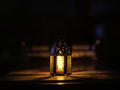 Por el lado de Irán, las conversaciones con las potencias occidentales para reactivar el pacto nuclear de 2015 están congeladas