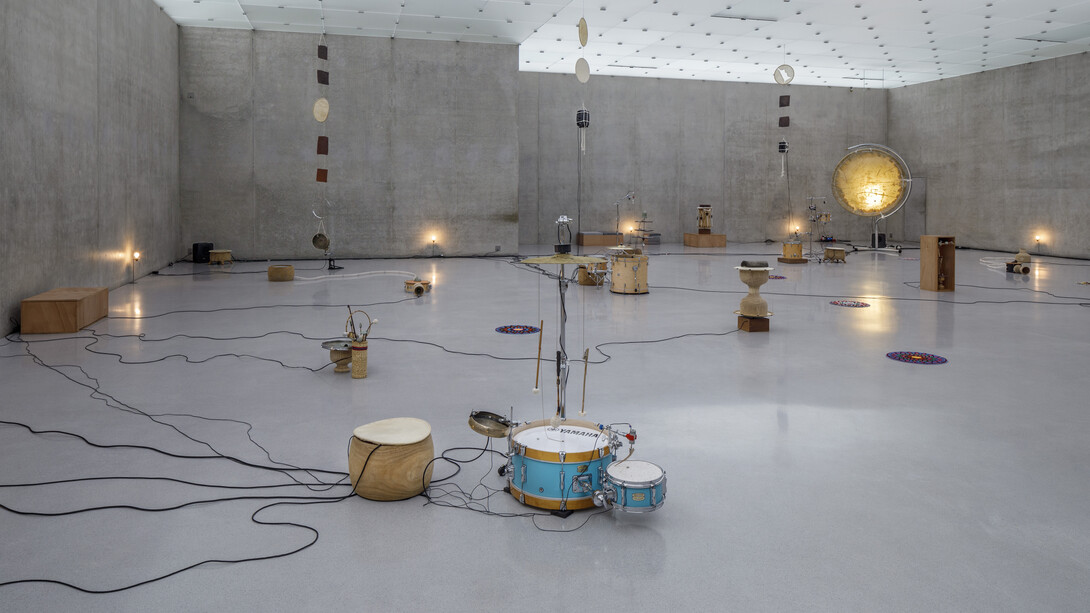 Tarek Atoui, Ausstellungsansicht. Mit freundlicher Unterstützung des Künstlers und des Kunsthaus Bregenz. Foto von Markus Tretter