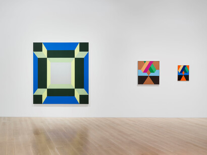 Miriam Schapiro, 1967–1972, vista de exhibición. Cortesía del Instituto de Arte Contemporáneo de Miami