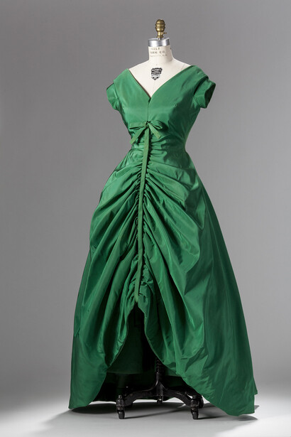Christian Dior, Ballgown, spring/summer 1957. Courtesy of Phoenix Art Museum