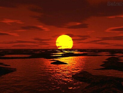 Puesta de sol sobre el mar