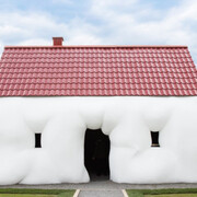 Erwin Wurm. Courtesy of Belvedere Museum