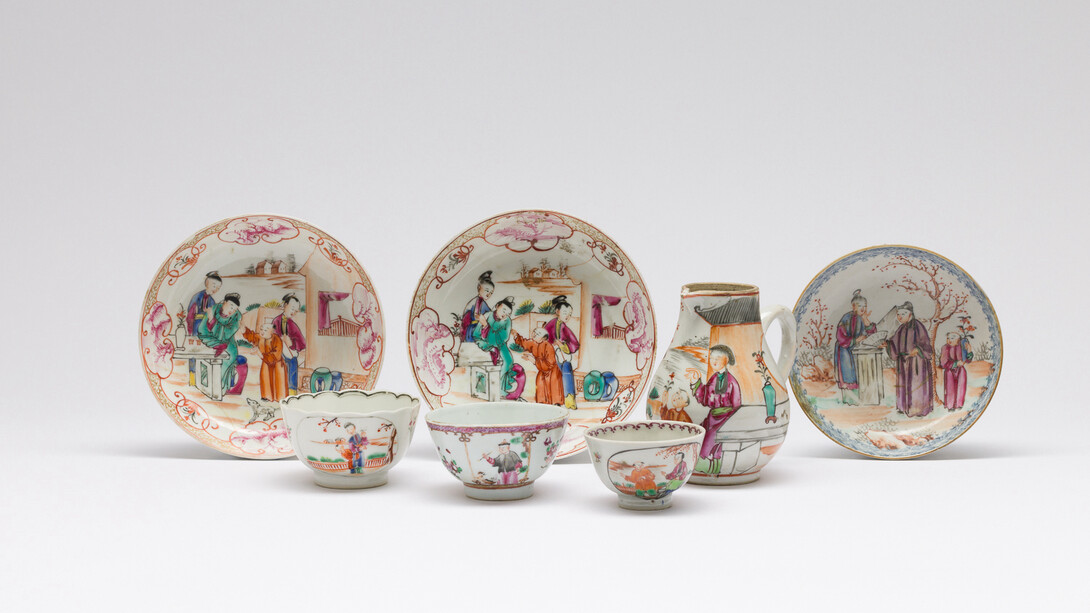 Former Bouza Serrano Collection, exhibition object. Courtesy of Fundação Oriente