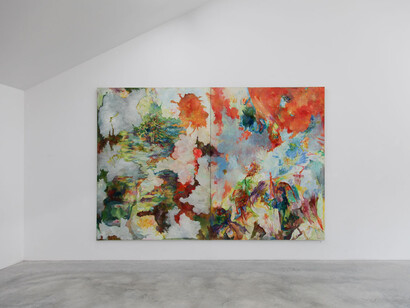 Various artists, XXL large format works of modern and contemporary art, exhibition view. Courtesy of Galerie Henze & Ketterer