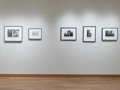 Notes from the margins: Allen Ginsberg and Vivian Maier, exhibition view. Courtesy of Howard Greenberg Gallery 