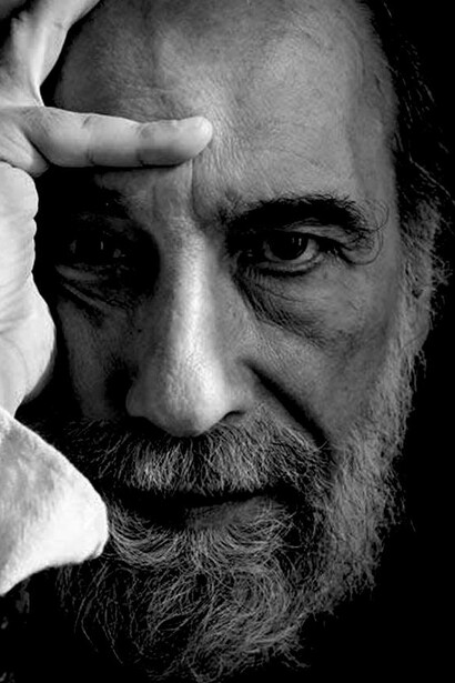 A Raúl Zurita se lo dieron en el año 2000