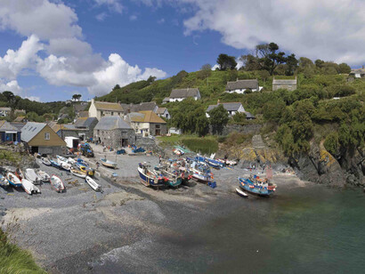 Cadgwith harbour, pueblo de pescadores cercano a Cornualles, Reino Unido