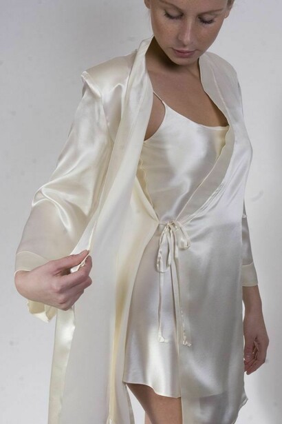 Sexy and elegant. Anne Wiggin´s style