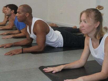 Opening hearts, one cobra at a time © Andrés Castellano Ballestero