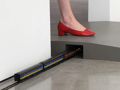 Alexis Smith, Rapido, exhibition view. Courtesy of François Ghebaly