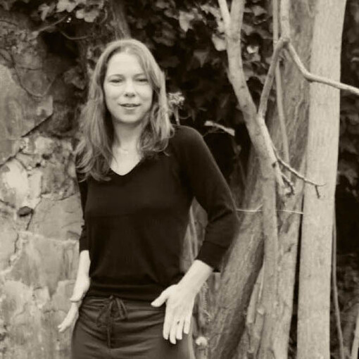 Lhasa de Sela fue merecedora del galardón artístico más prestigioso de Québec, el Premio Félix, y en 1998 consiguió el premio Juno al Mejor Artista Mundial