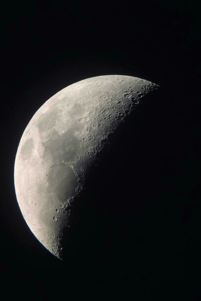 A maioria dos historiadores rejeita a teoria do "Tempo Fantasma" por falta de evidências concretas