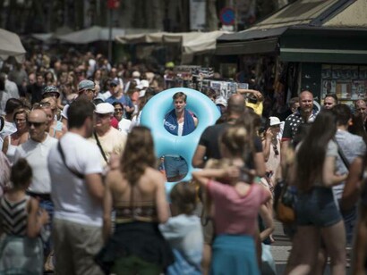 Barcelona é mais uma cidade que sofre as consequências da massa do turismo