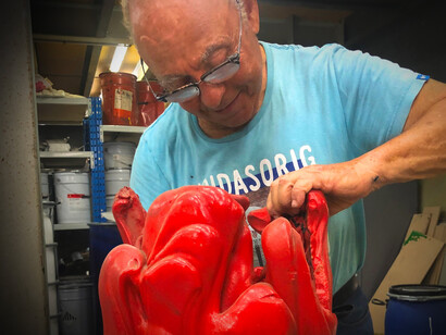 Louis Durot. Depuis son enfance, il n'a jamais arrêté de sculpter