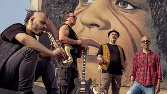 Gli 'O Rom feat. Marcello Coleman, che ha partecipato a "Pummarola", foto dai social degli 'o Rom