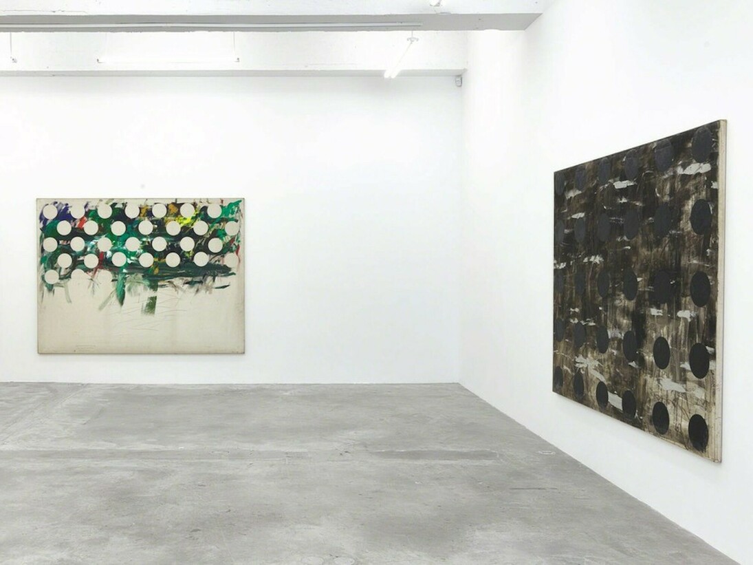 Kim Yong-Ik, Exhibition view. Courtesy of Tina Kim Gallery 