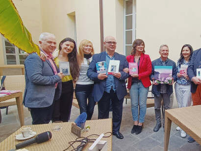Dr. Mario Raso y participantes del Festival Letterario Sintonia 