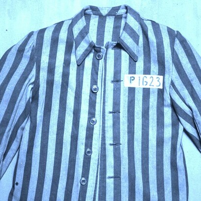 Traje de prisionero de los campos nazis