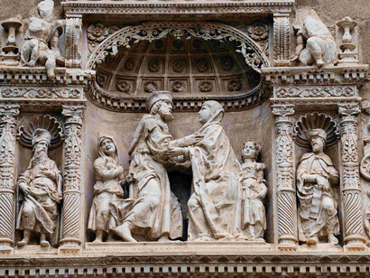 Detalle de la fachada del Hospital de Santa Cruz