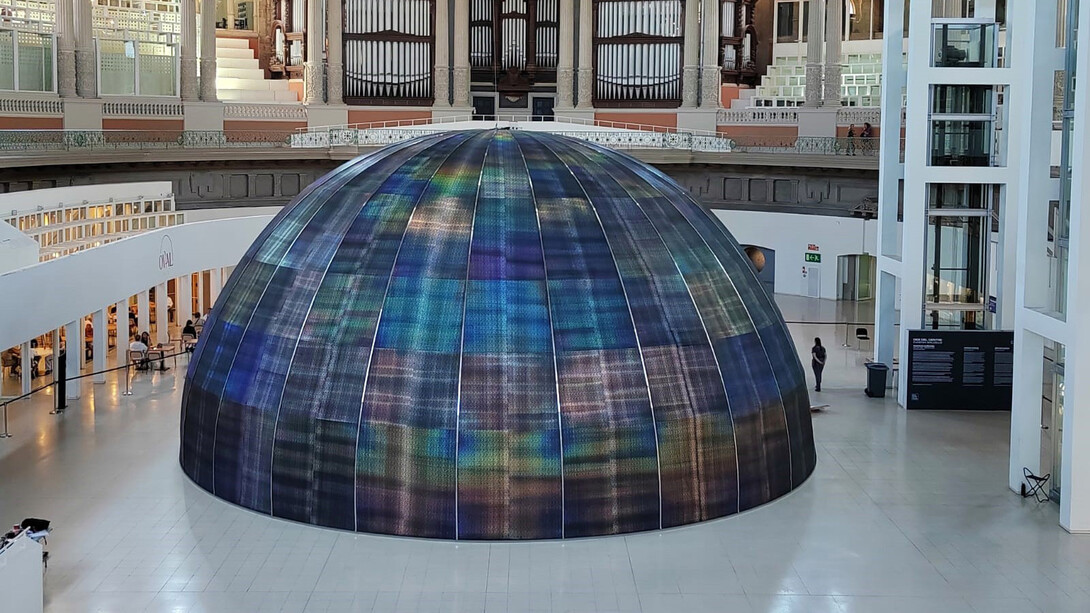 Eugènia Balcells, From the center, vista de exhibición. Cortesía del Museu Nacional d'Art de Catalunya