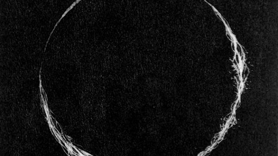 Guido Canziani Jona, PhoTon 4, oil and engraving on aluminium, cm 26x18. Audio 18 sec